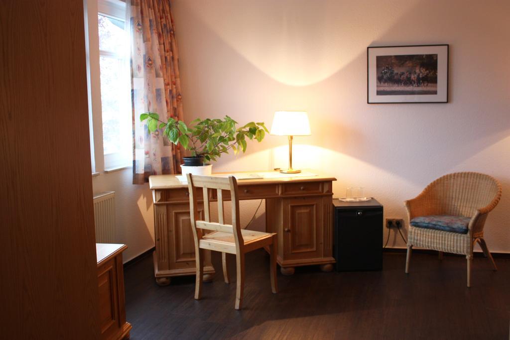 Ostseehotel Kluetzer Winkel Hohen Schoenberg Εξωτερικό φωτογραφία