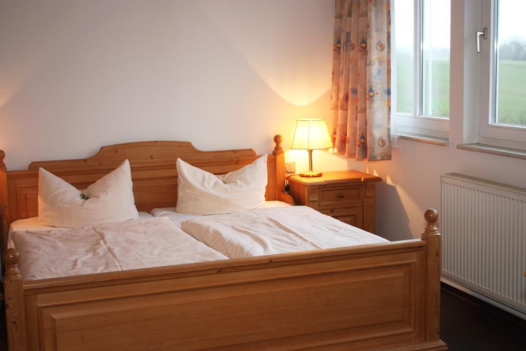 Ostseehotel Kluetzer Winkel Hohen Schoenberg Εξωτερικό φωτογραφία