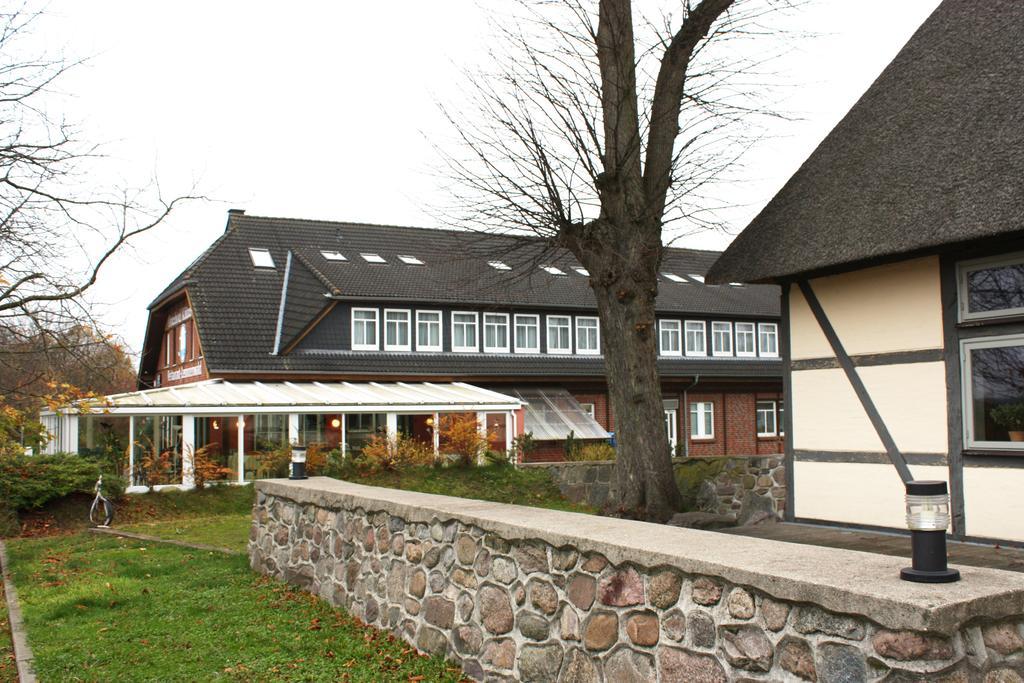 Ostseehotel Kluetzer Winkel Hohen Schoenberg Εξωτερικό φωτογραφία