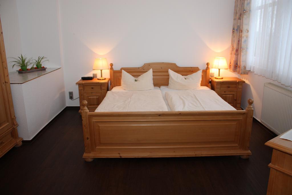 Ostseehotel Kluetzer Winkel Hohen Schoenberg Εξωτερικό φωτογραφία