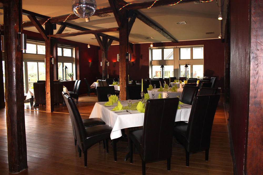 Ostseehotel Kluetzer Winkel Hohen Schoenberg Εξωτερικό φωτογραφία