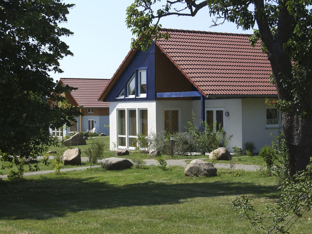 Ostseehotel Kluetzer Winkel Hohen Schoenberg Εξωτερικό φωτογραφία