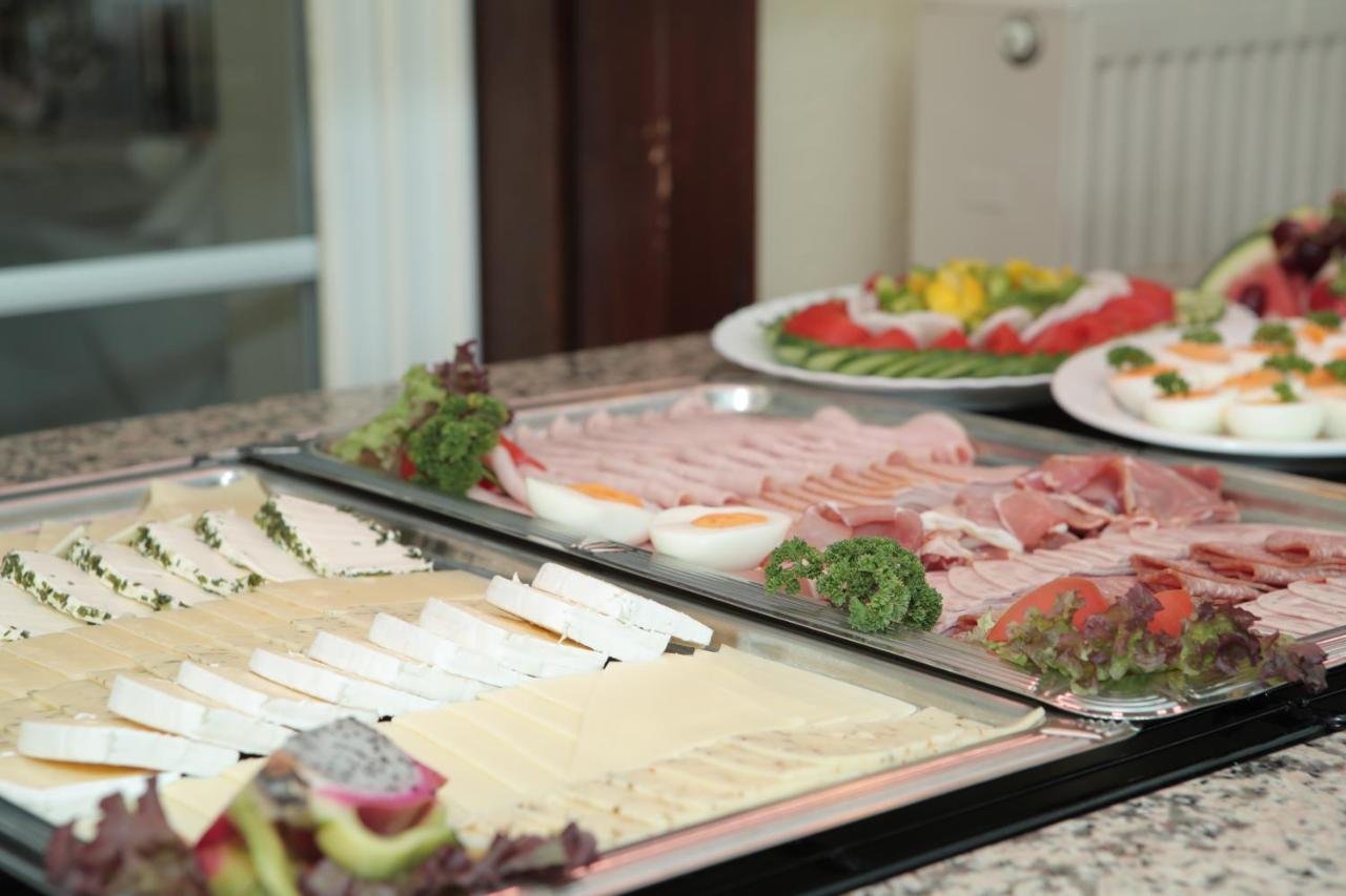 Ostseehotel Kluetzer Winkel Hohen Schoenberg Εξωτερικό φωτογραφία